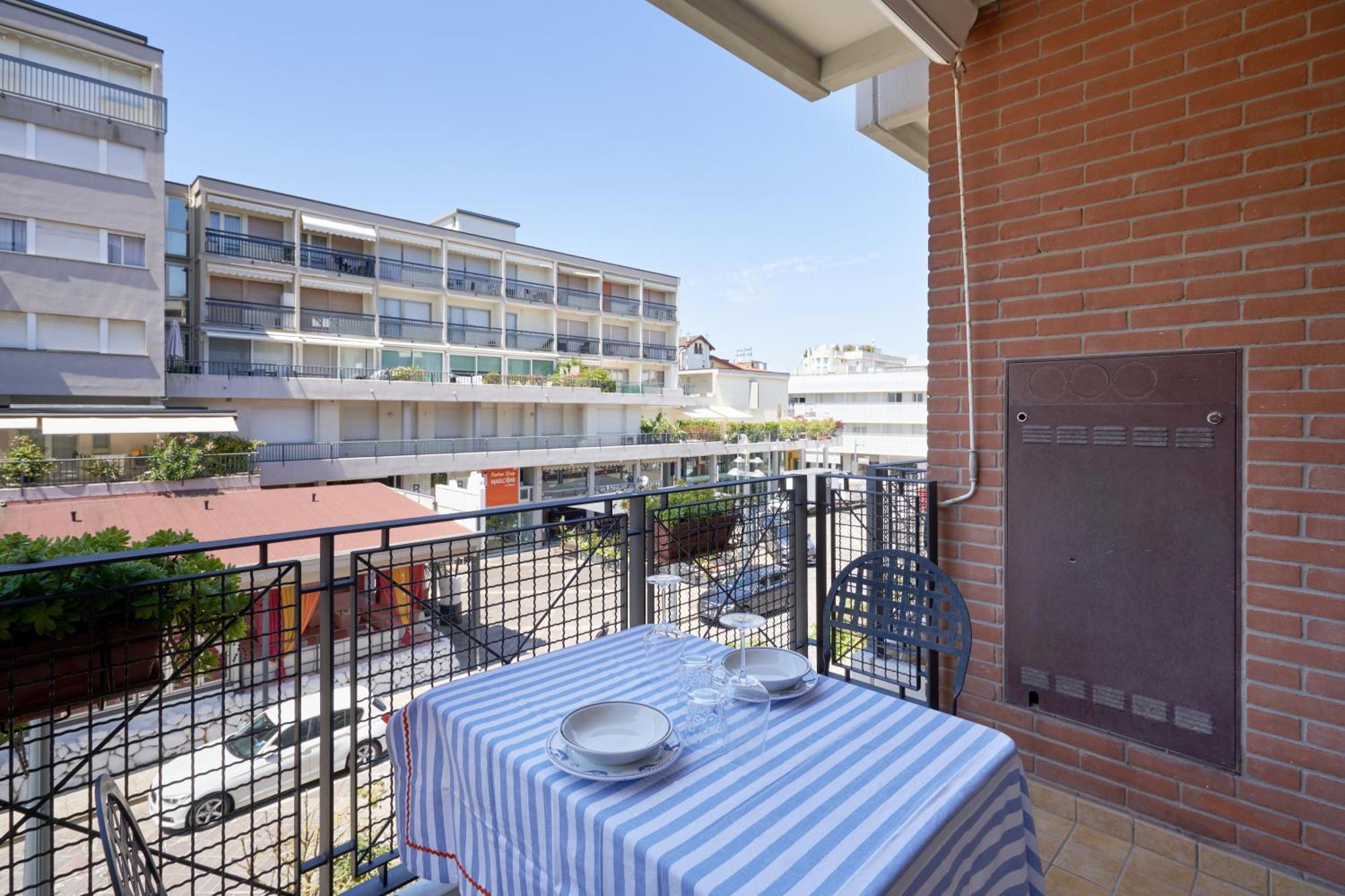 Marconi B2 Apartment *