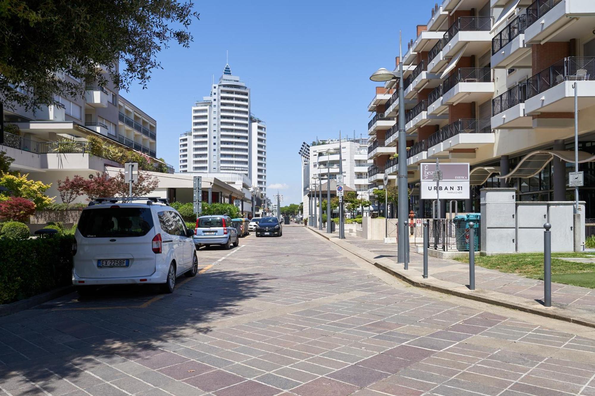Marconi B2 Apartment