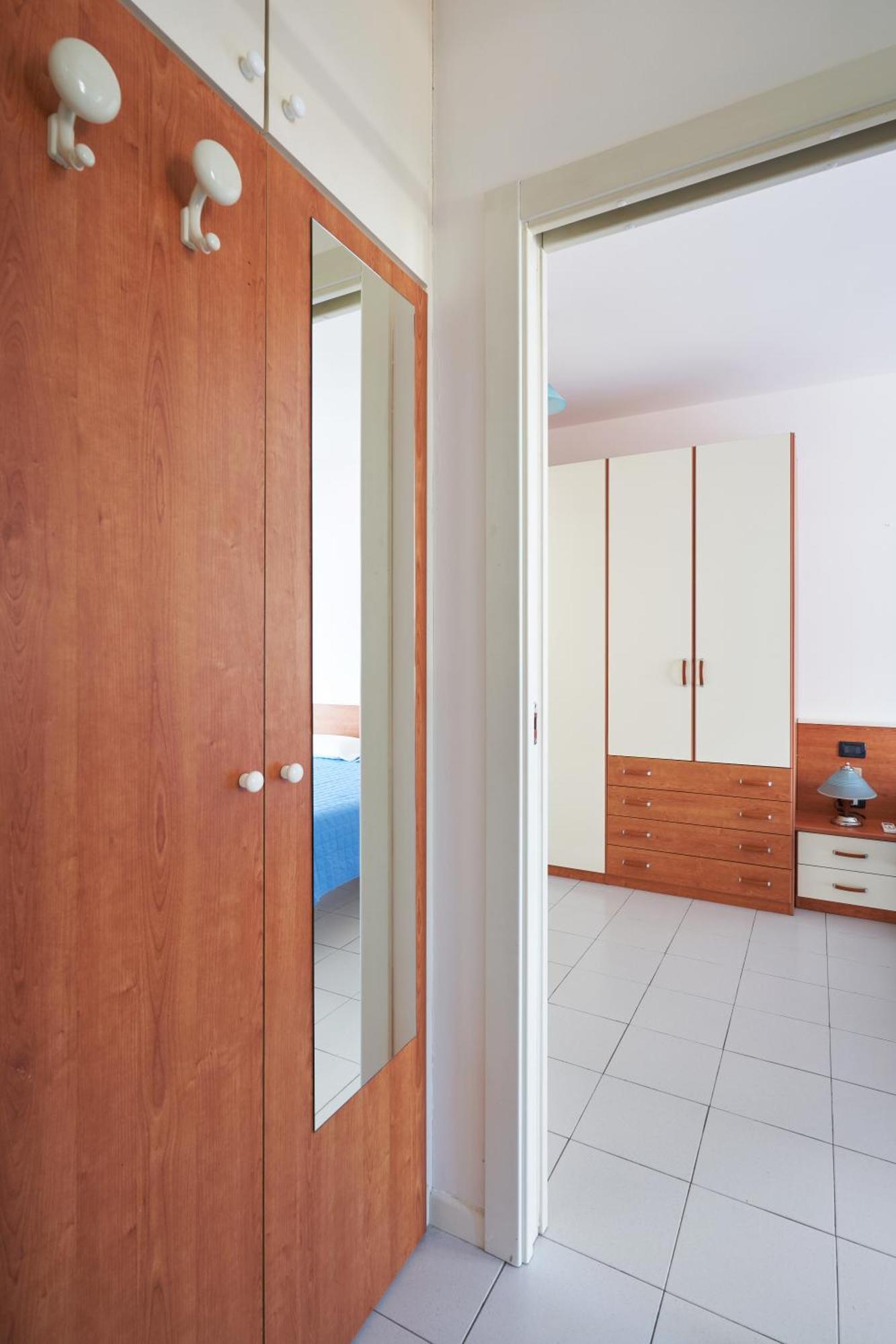 Marconi B2 Apartment *